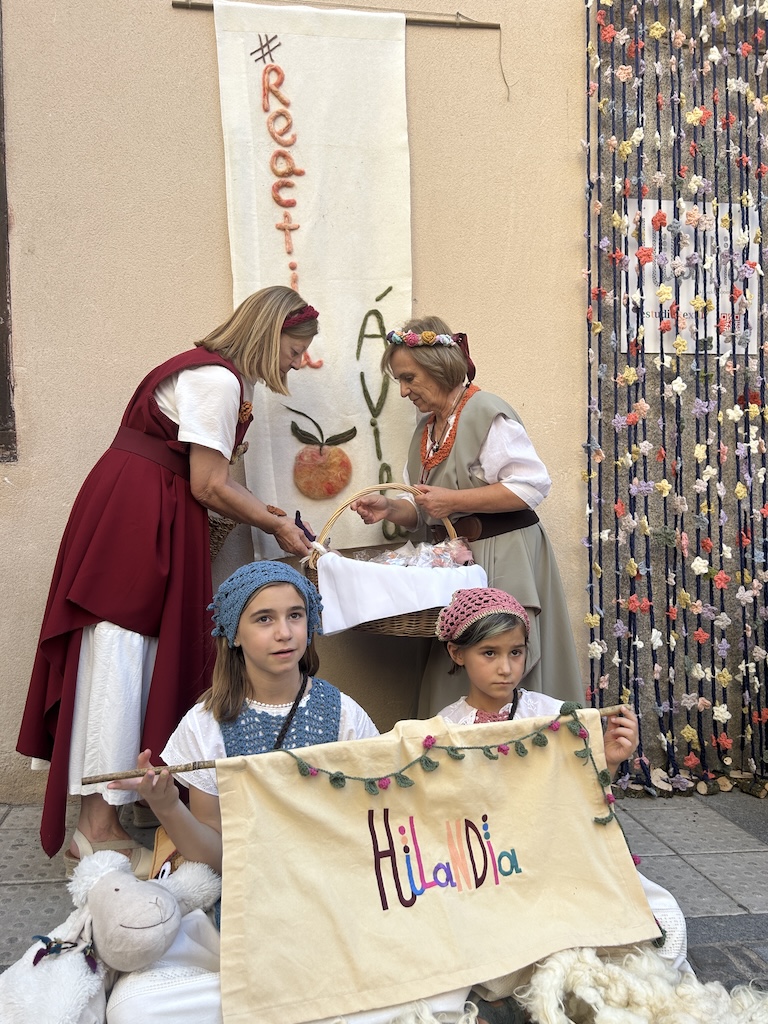 Pepa y Raquel con niñas Reactiva Avila